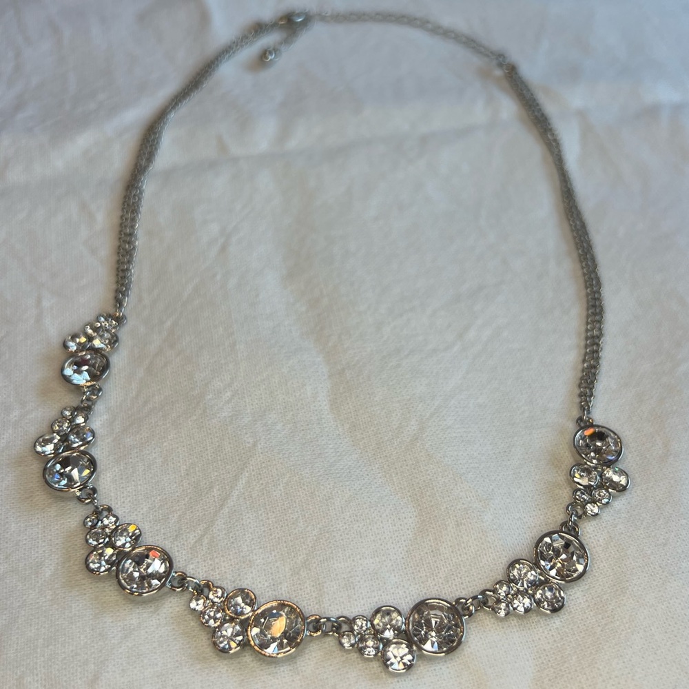 Beautiful Premier Designs silver/CZ costume jewelry necklace